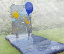 Blauw kindergrafje met ballon