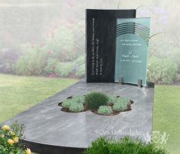 Grafmonument met gebogen lettersteen