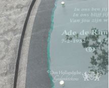 Glazen grafwerk foto 2