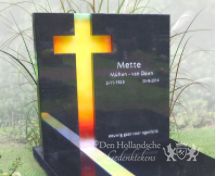 Modern glazen grafmonument met kruis foto 2