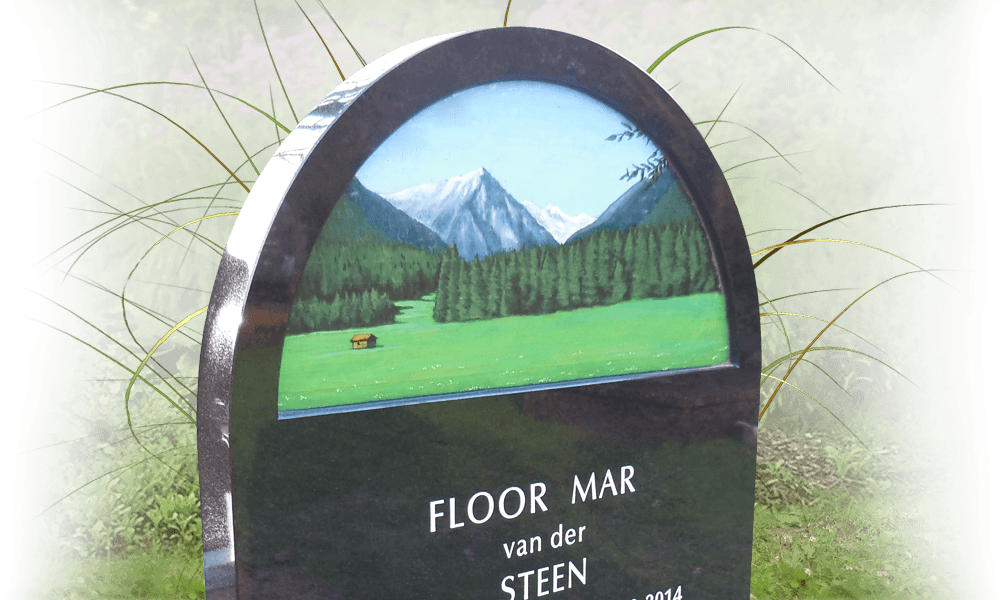 glazen grafsteen alpen landschap